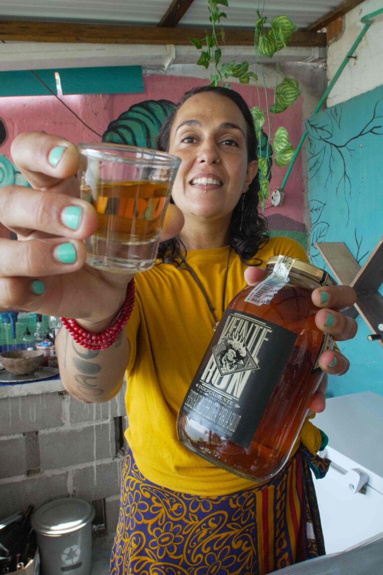 DSC09061 compressed 768x1152